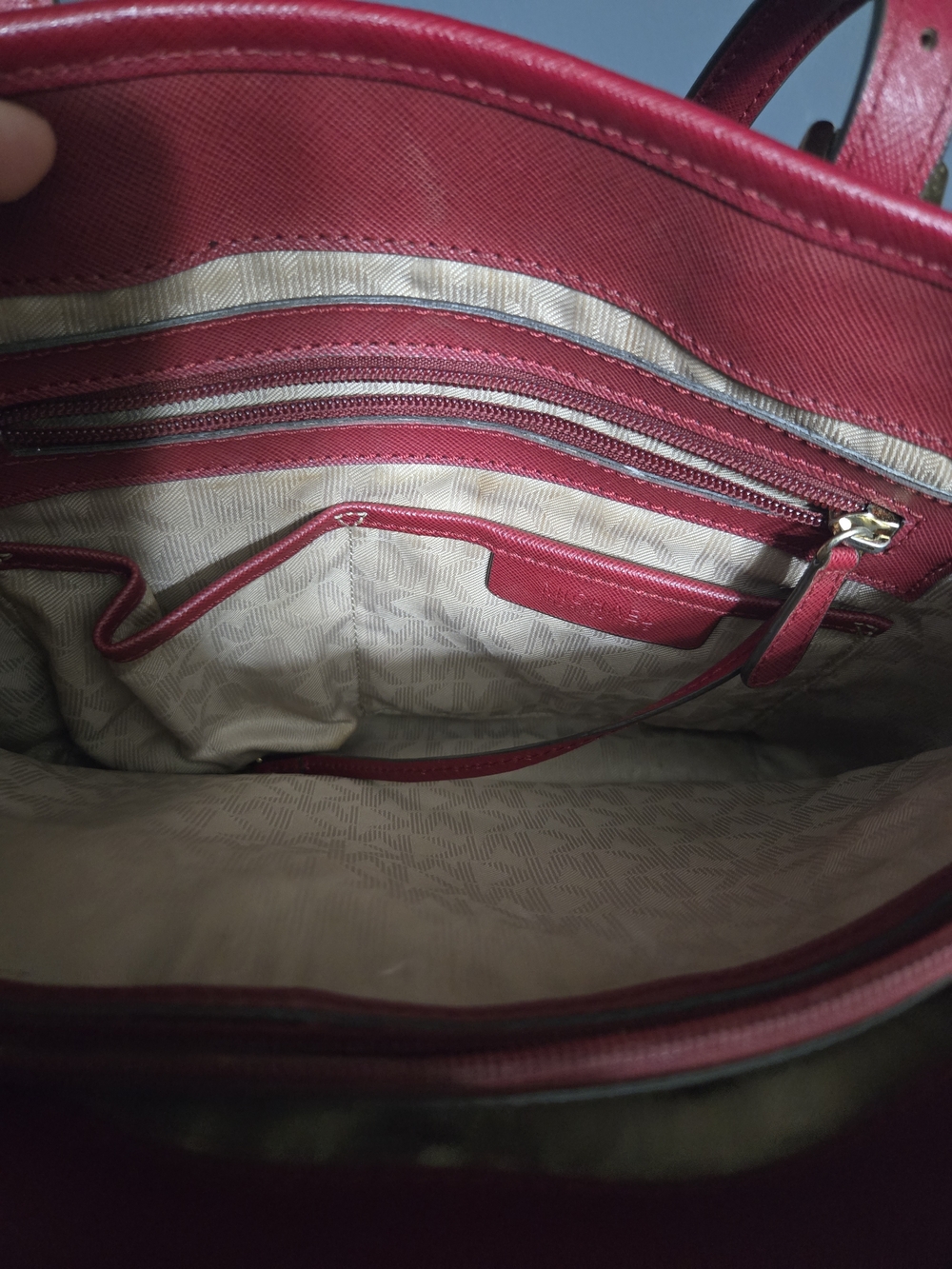 Michael Kors Dark Red Saffiano Large Pocket Tote Bag - Picture 4 of 10